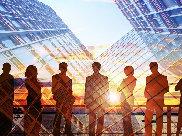 肖亚庆部长《人民日报》撰文：奋力谱写制造强国和网络强国建设新篇章